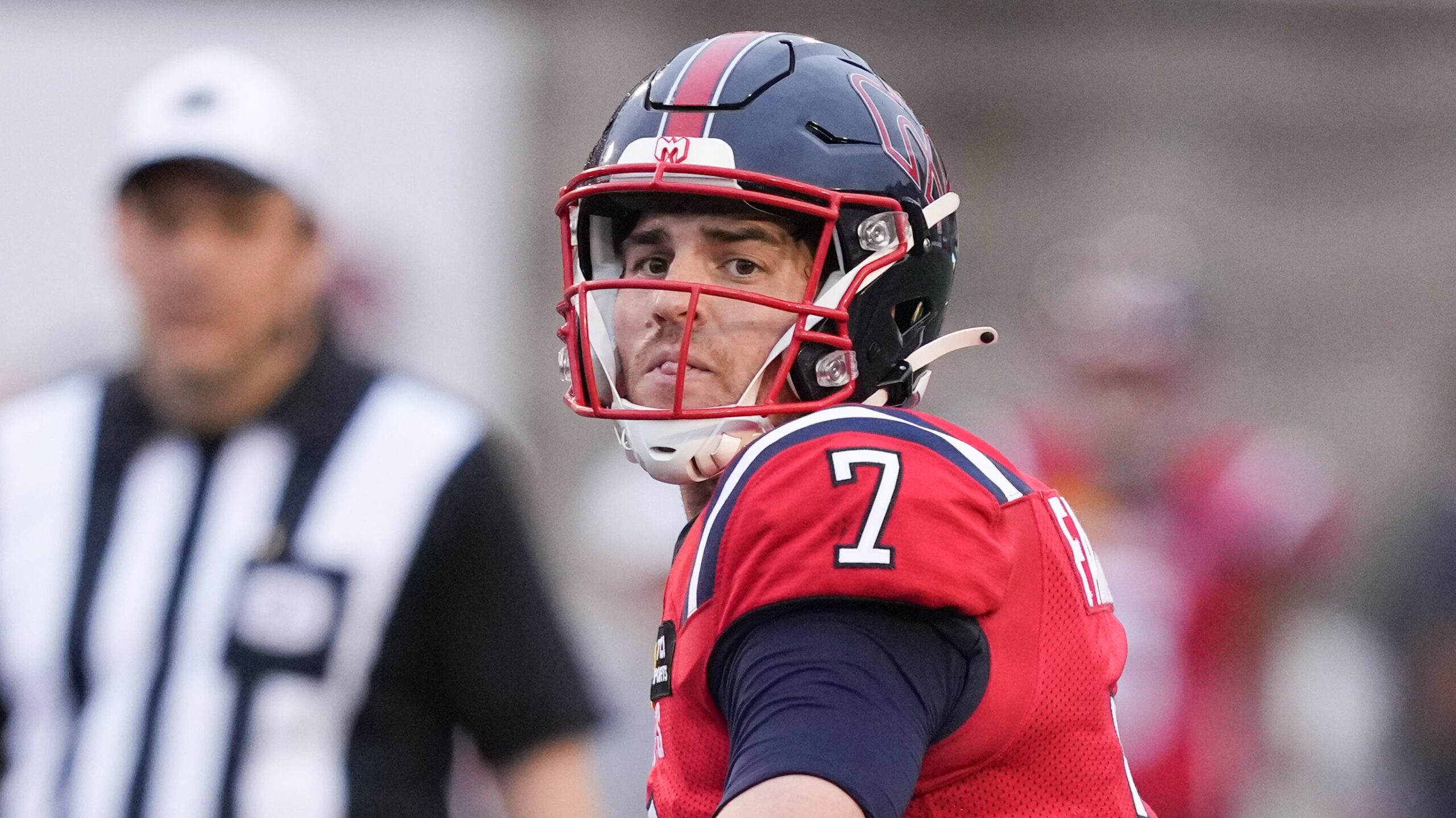 Les Alouettes perdent le match et leur quart-arrière