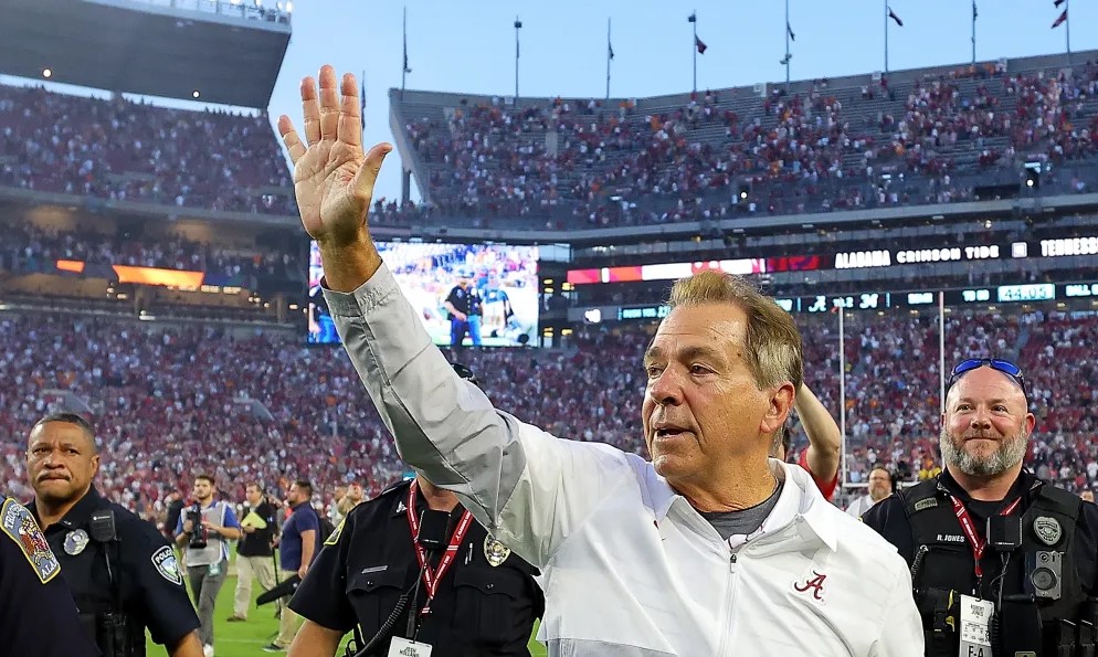 Un honneur pleinement mérité pour l&rsquo;immortel Nick Saban en Alabama