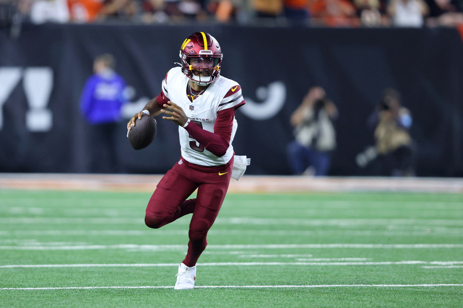 Deux records pour Jayden Daniel dans la victoire face aux Bengals