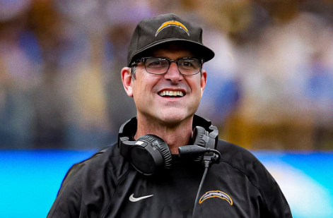 Jim Harbaugh a métamorphosé les Chargers et l’unité défensive