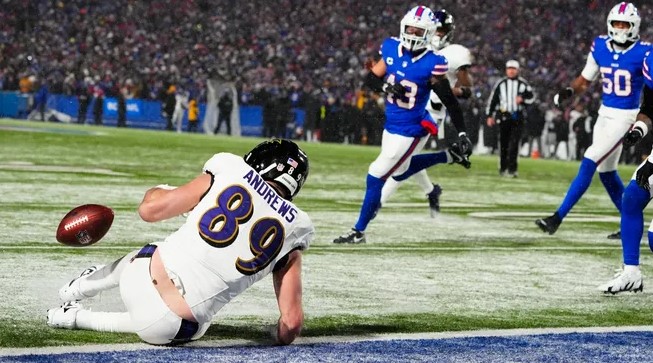Après les insultes, Mark Andrews reçoit une dose d’amour des Bills