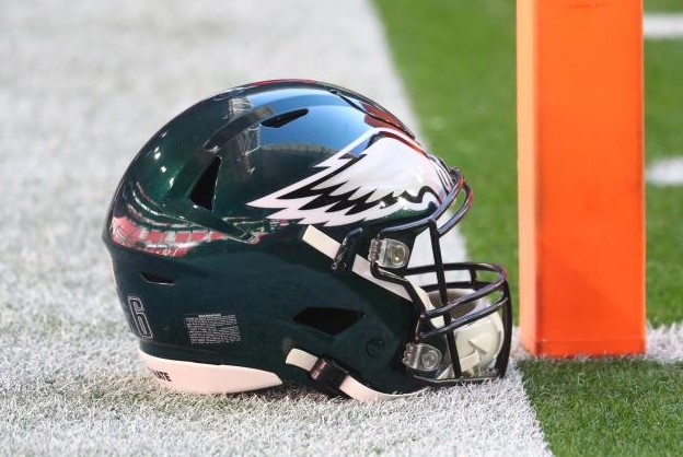 Les Eagles offrent un pont d’or au général de leur défensive la saison dernière