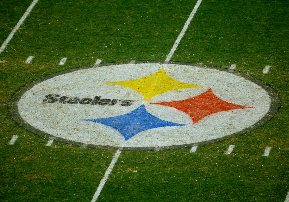 Les Steelers signent enfin un quart-arrière, mais ce n’est pas celui attendu à Pittsburgh