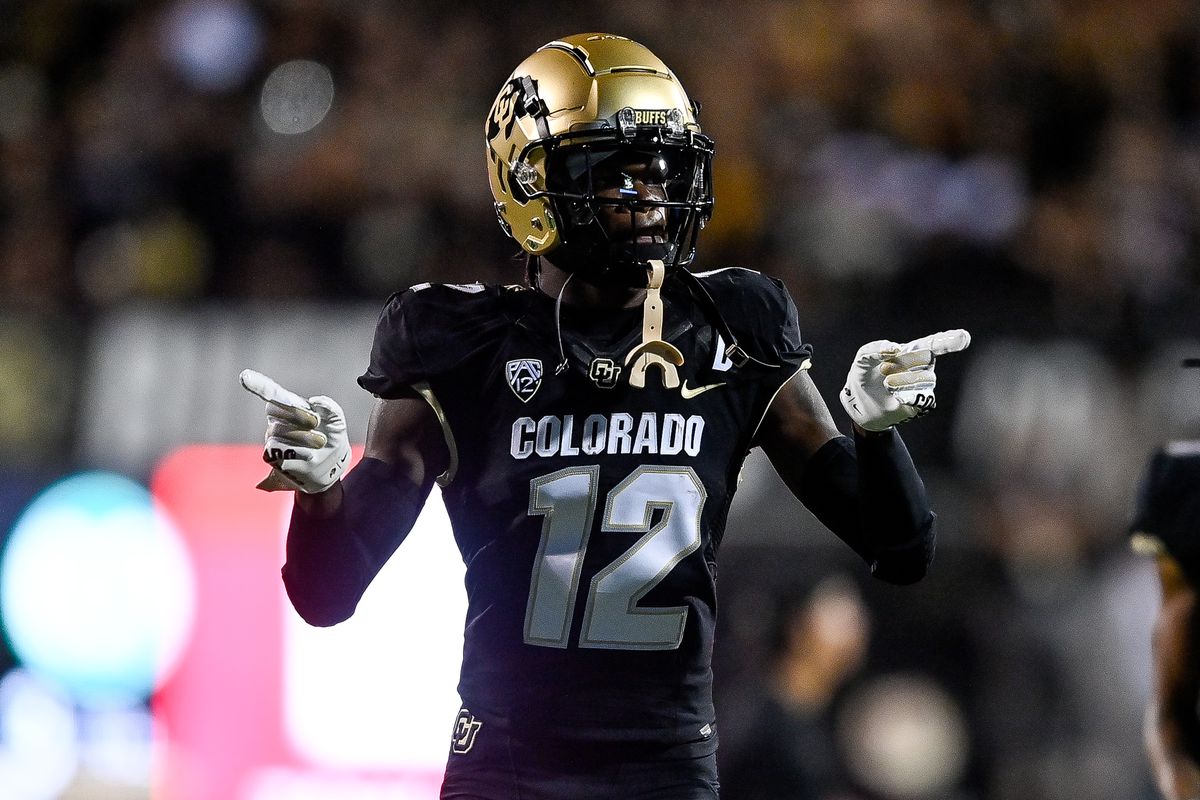 Le polyvalent Travis Hunter envoie un message clair aux équipes de la NFL