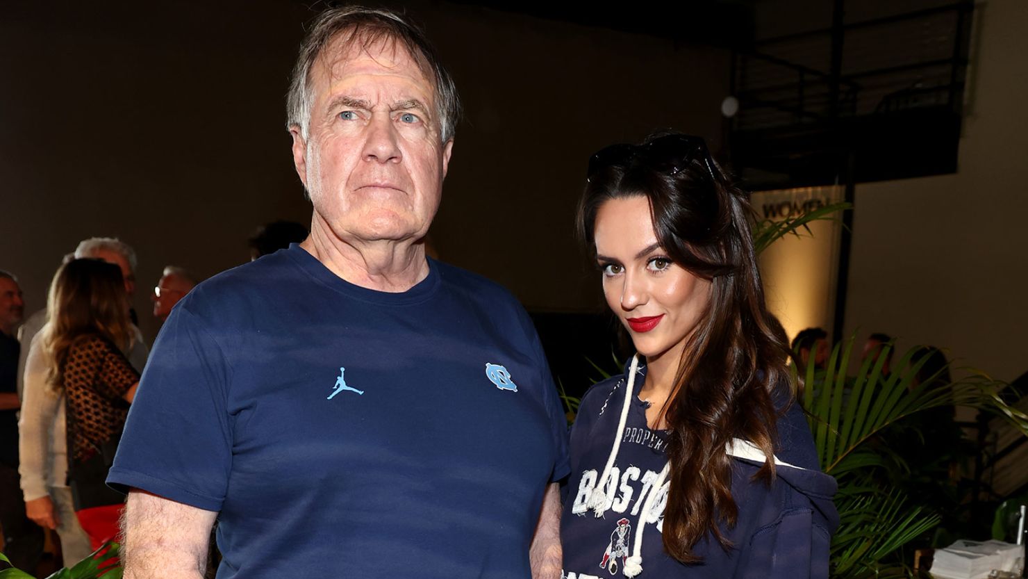 Une autre controverse impliquant Bill Belichick et sa copine de 24 ans à North Carolina