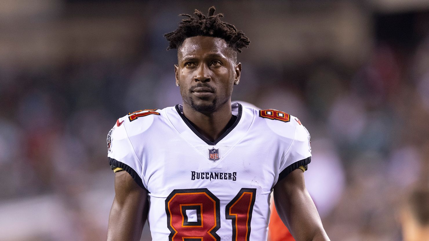 L’ex-vedette de la NFL Antonio Brown est visé par un grave mandat d’arrêt
