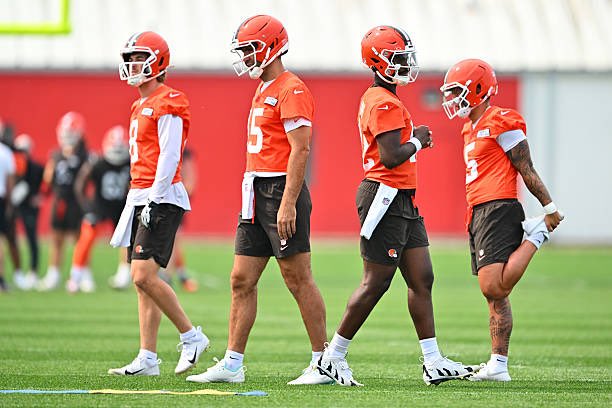 Les Browns ajoutent un AUTRE quart-arrière