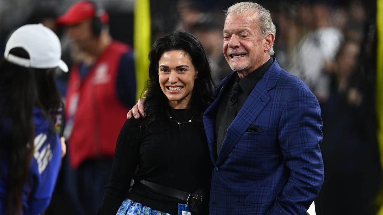 Carlie Irsay-Gordon explique sa présence sur les lignes de côté des Colts